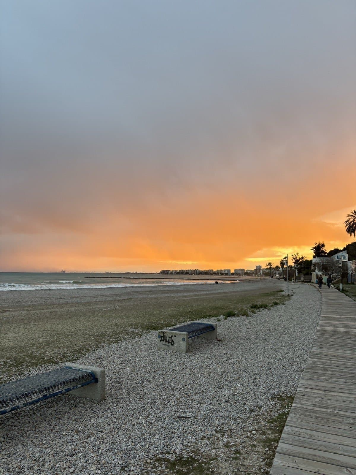 Zonsondergang op de boulevard aan de Costa del Azahar
